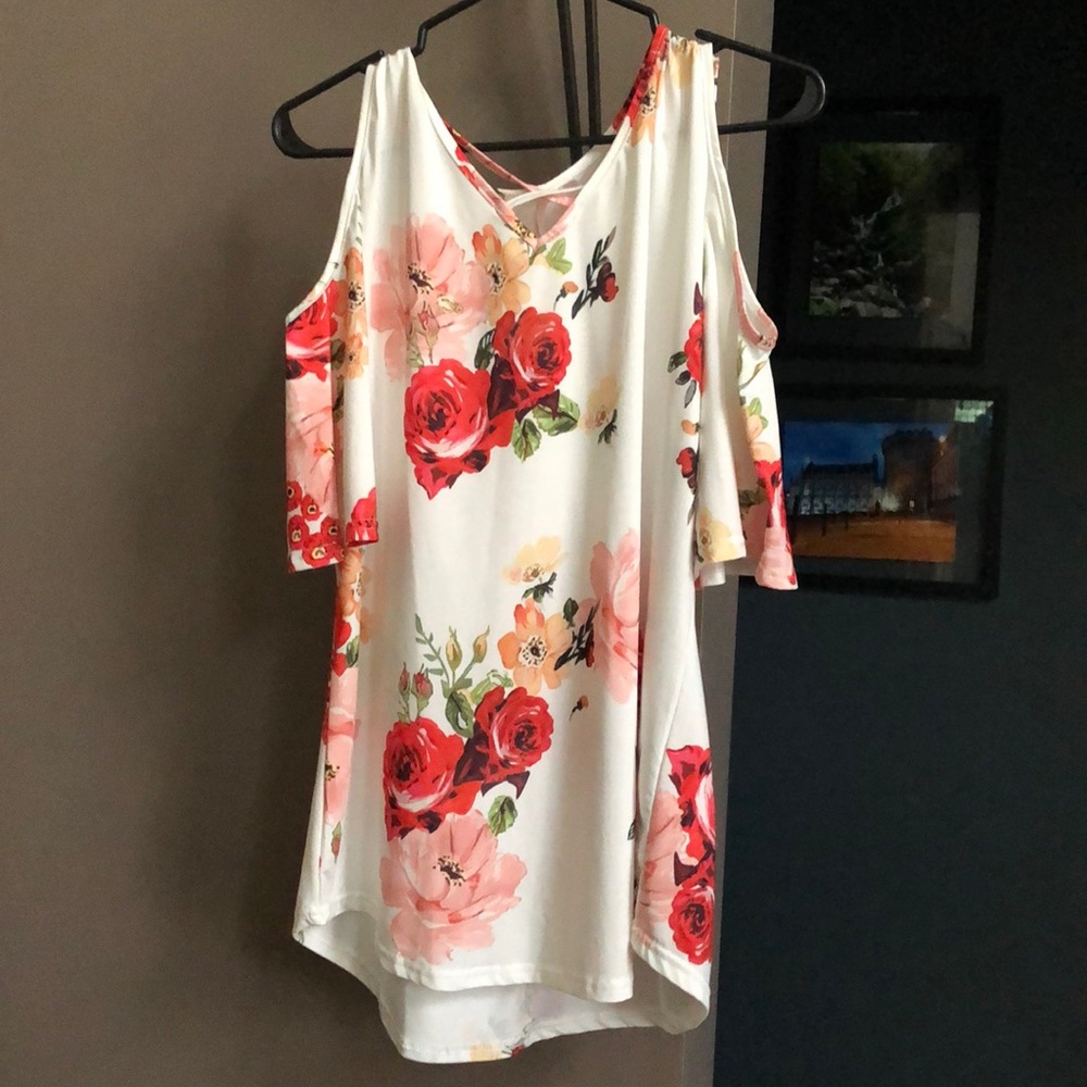 Floral Cold Shoulder Top